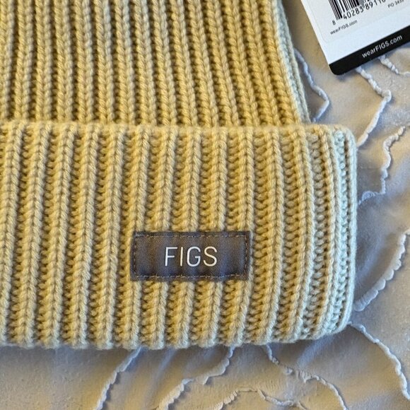 NWT Figs Oversized Logo Beanie - Picture 5 of 7